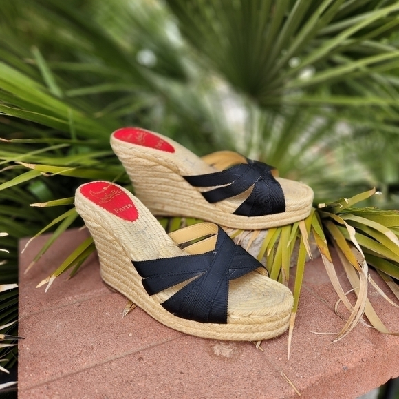 CHRISTIAN LOUBOUTIN wedge espadrilles with bow accent - Picture 2 of 11